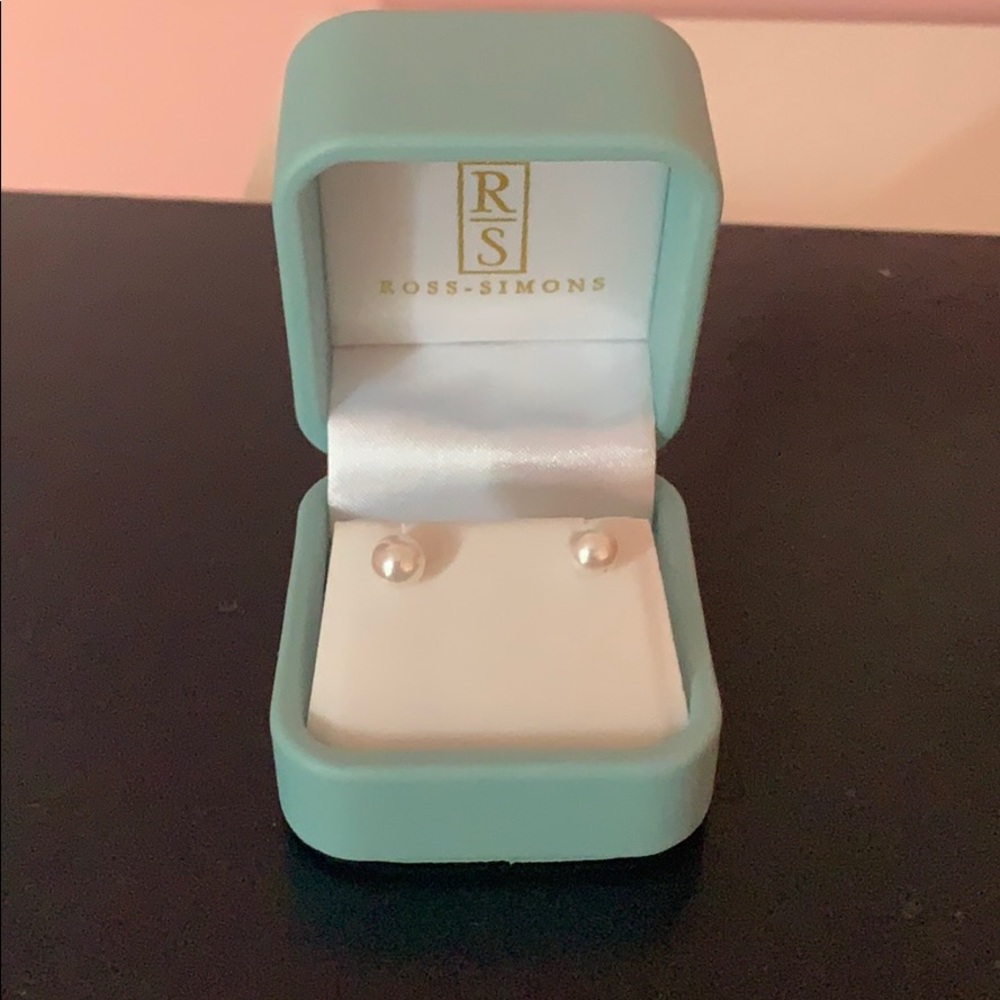 Ross-Simons Pearl Earrings